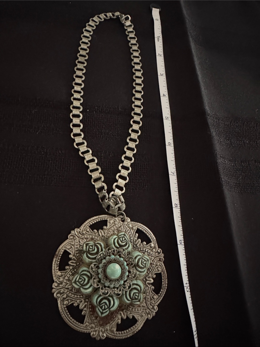 Vintage Silver tone floral Pendant Necklace with Mint Accents